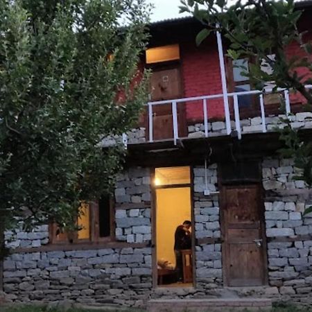 Hotel Holy Cow Cafe & Beds Kalgha Exterior foto
