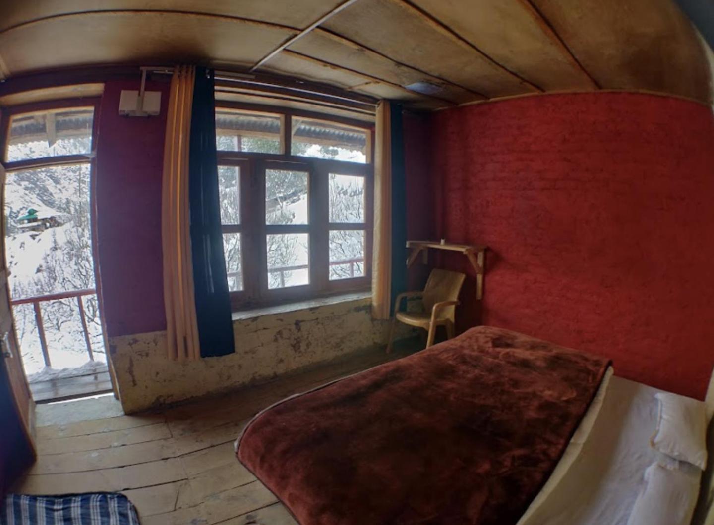 Hotel Holy Cow Cafe & Beds Kalgha Exterior foto